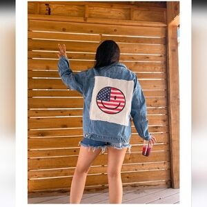 NWOT Fantastic Fawn Denim Jacket With Smiley Face Flag USA Themed Size Large